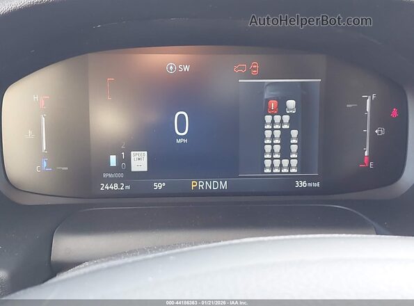 1FBAX9Y81TKA16560 2026 FORD PASSENGER White Vista de los asientos traseros