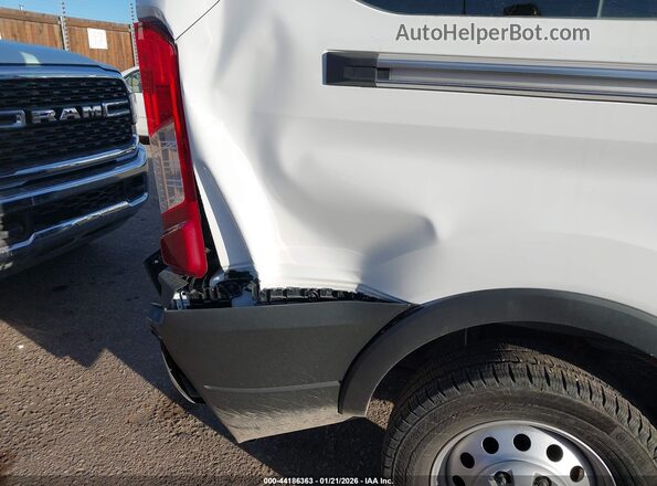 1FBAX9Y81TKA16560 2026 FORD PASSENGER White 