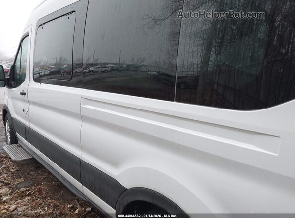 1FDAX2C85PKA89961 2023 FORD PASSENGER White 
