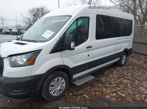 1FDAX2C85PKA89961 2023 FORD PASSENGER White 