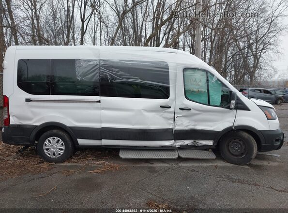 1FDAX2C85PKA89961 2023 FORD PASSENGER White 