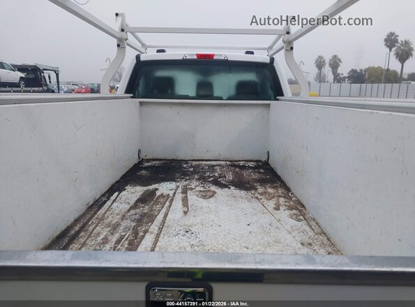 1FDBF2A66NEE96269 2022 FORD F-250 White VIN sticker view