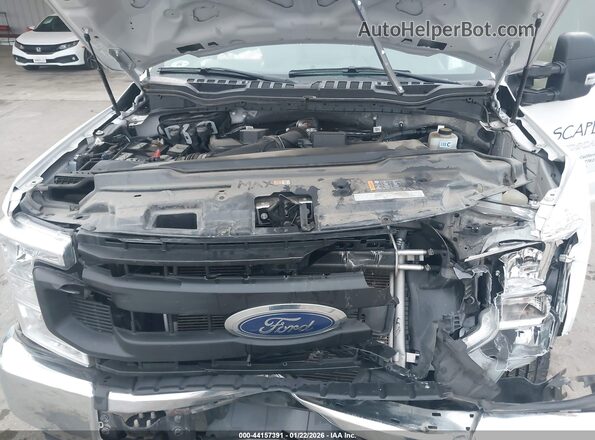 1FDBF2A66NEE96269 2022 FORD F-250 White Rear view