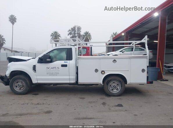 1FDBF2A66NEE96269 2022 FORD F-250 White 360 interior view