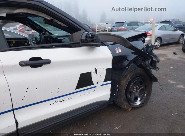 1FM5K8AB1RGA81640 2024 FORD POLICE INTERCEPTOR Black Widok wnętrza 360 stopni