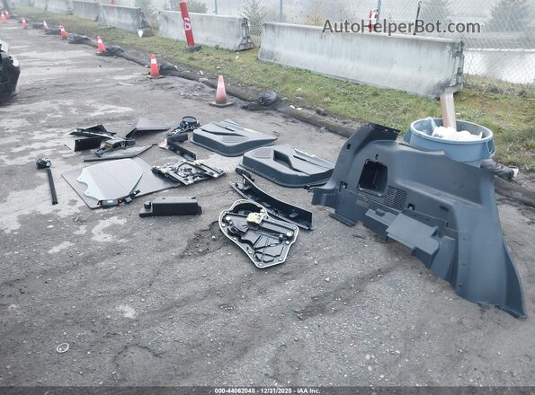 1FM5K8AB1RGA81640 2024 FORD POLICE INTERCEPTOR Black Widok wnętrza z tyłu