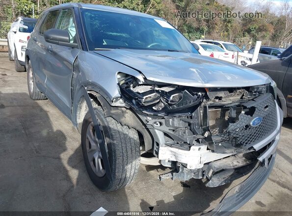 1FM5K8AB7LGA72299 2020 FORD POLICE INTERCEPTOR Silver Front view