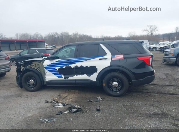 1FM5K8ABXNGC29746 2022 FORD POLICE INTERCEPTOR Black Widok wnętrza 360 stopni