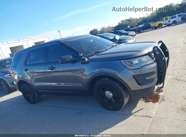 1FM5K8AR0HGC41325 2017 FORD UTILITY POLICE INTERCEPTOR Gray Widok wnętrza z tyłu
