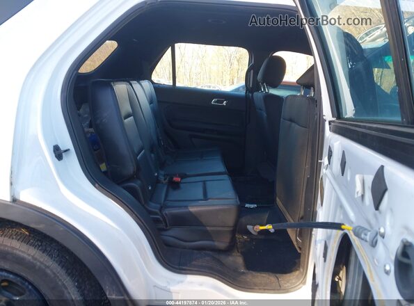 1FM5K8AR4GGA97597 2016 FORD UTILITY POLICE INTERCEPTOR White Вид наклейки з VIN-кодом