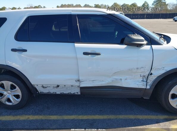 1FM5K8AR5GGD31259 2016 FORD UTILITY POLICE INTERCEPTOR Белый Вид спереди