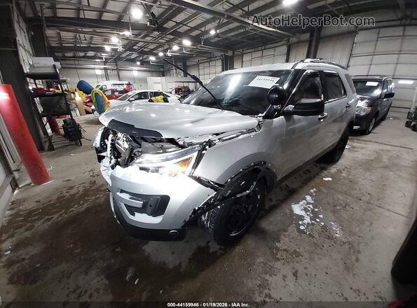 1FM5K8AR7GGA72001 2016 FORD UTILITY POLICE INTERCEPTOR Silver წინა მარცხენა ხედი სამი მეოთხედიდან