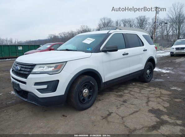1FM5K8AR8HGA62854 2017 FORD UTILITY POLICE INTERCEPTOR White Vista tres cuartos delantera izquierda