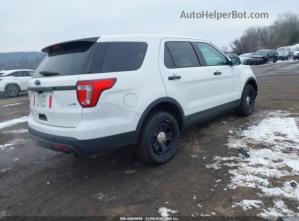 1FM5K8AR8HGA62854 2017 FORD UTILITY POLICE INTERCEPTOR White Trasero derecho