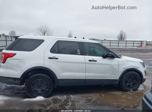 1FM5K8AR9GGC73639 2016 FORD UTILITY POLICE INTERCEPTOR White Vista interior trasera