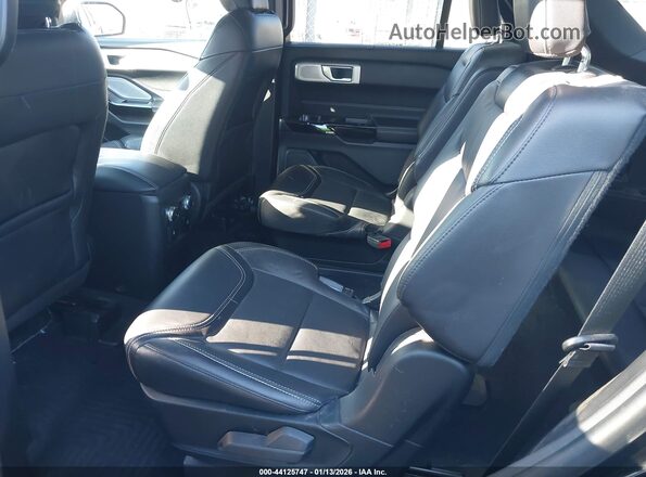 1FM5K8GC4NGA82467 2022 FORD FORD EXPLORER Black VIN կոդի պիտակի տեսք
