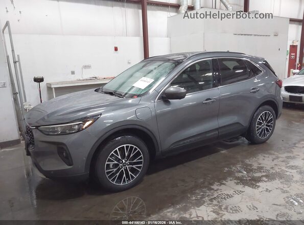1FMCU0E17PUA01616 2023 FORD ESCAPE Серый Передняя левая четверть