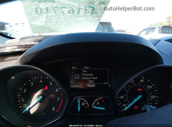 1FMCU0GD4HUD27964 2017 FORD ESCAPE Silver უკანა სავარძლების ხედი