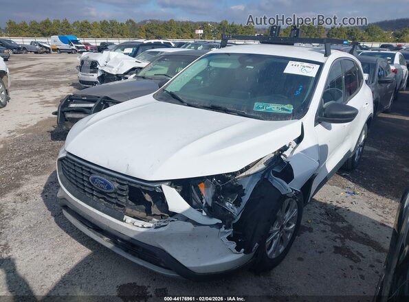 1FMCU0GZ8PUB30631 2023 FORD ESCAPE White Передня ліва чверть