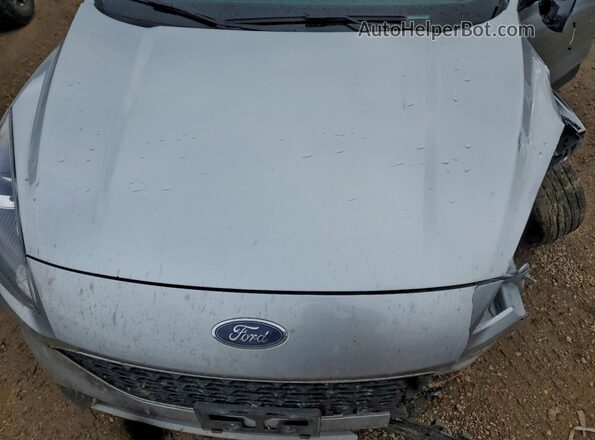 1FMCU9G69NUB59661 2022 FORD ESCAPE Silver Widok wnętrza z tyłu