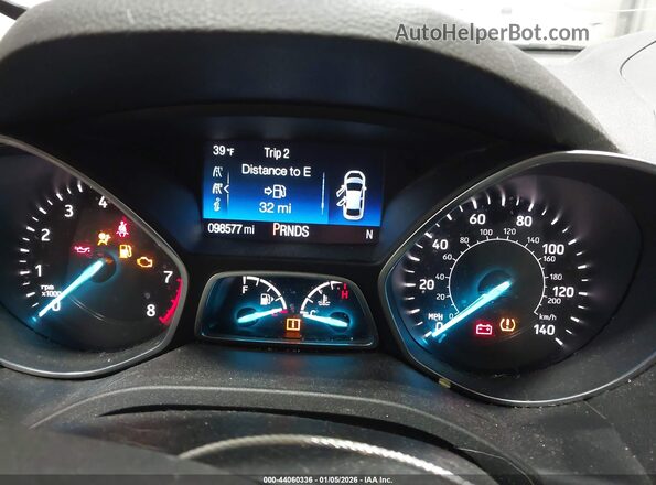 1FMCU9GD1HUE75302 2017 FORD ESCAPE Серебряный Вид задних сидений
