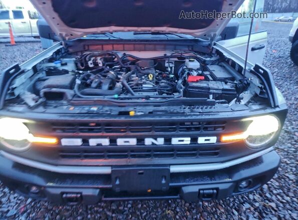 1FMDE5BH2PLB88219 2023 FORD BRONCO Gray Vista interior trasera