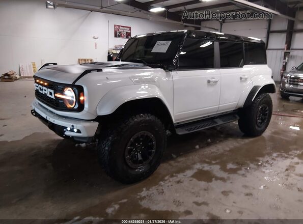 1FMEE0RR7RLA83118 2024 FORD BRONCO White Передня ліва чверть