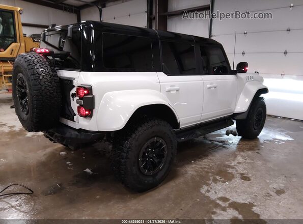 1FMEE0RR7RLA83118 2024 FORD BRONCO White Задня права чверть