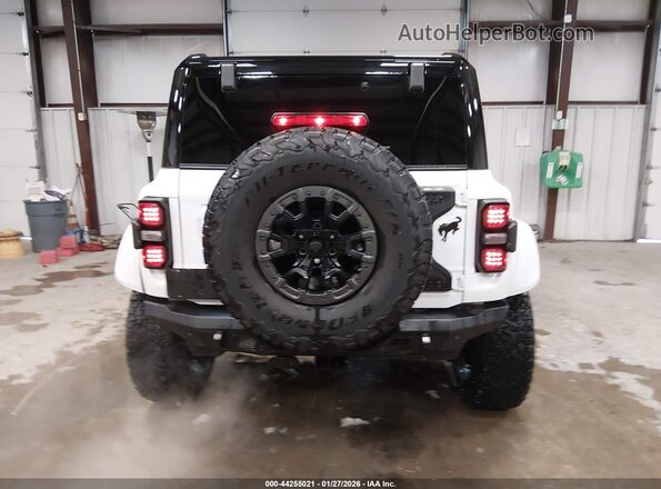 1FMEE0RR7RLA83118 2024 FORD BRONCO White 