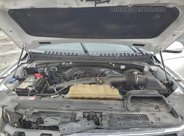 1FMJK1JT5MEA25249 2021 FORD EXPEDITION White Vista del compartimento del motor