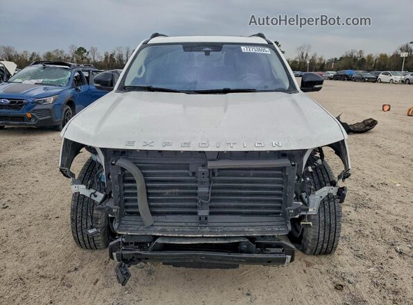1FMJU1H83SEA54905 2025 FORD EXPEDITION White Widok z przodu