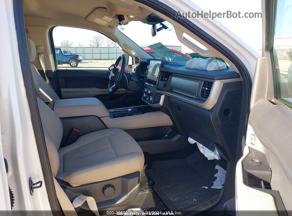1FMJU1HT5NEA35636 2022 FORD EXPEDITION White Вид салону спереду