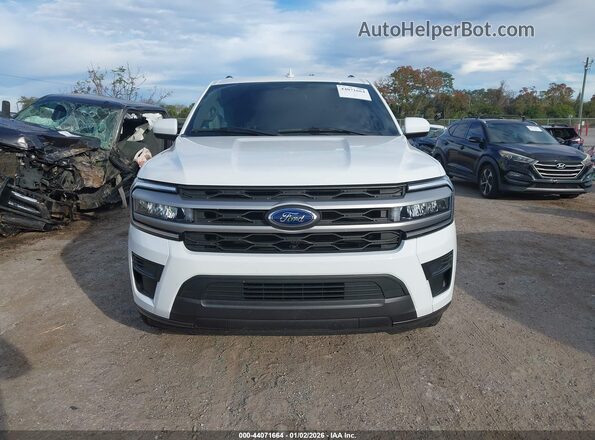 1FMJU1HT8NEA15509 2022 FORD EXPEDITION White ხელსაწყოთა პანელის ხედი