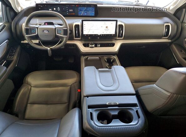 1FMJU1J80SEA28899 2025 FORD EXPEDITION Белый Вид панели приборов