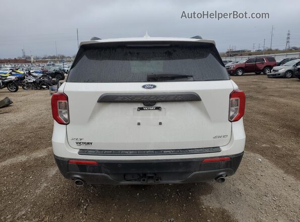 1FMSK8DH2RGA85053 2024 FORD FORD EXPLORER White Rear view