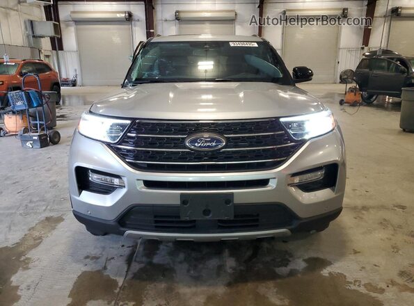 1FMSK8DH5RGA07351 2024 FORD FORD EXPLORER Silver Front view