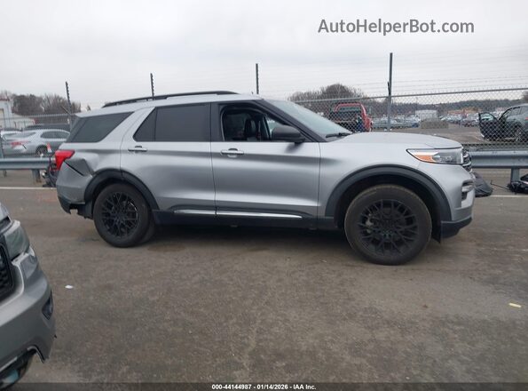 1FMSK8DH7LGD14690 2020 FORD FORD EXPLORER Silver უკანა სალონის ხედი