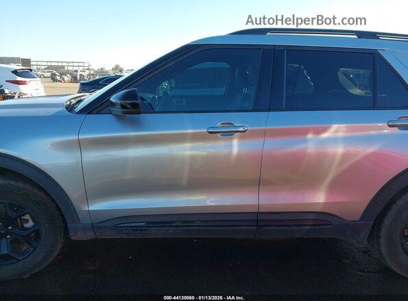 1FMSK8JH5PGC36629 2023 FORD FORD EXPLORER Silver 360 interior view