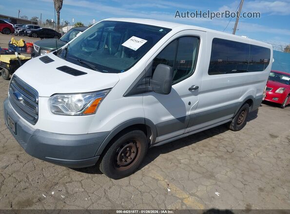 1FMZK1YM3JKA10697 2018 FORD TRANSIT-150 Белый Передняя левая четверть
