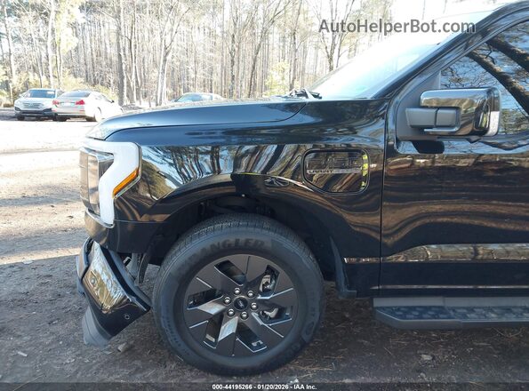 1FT6W1EV8PWG33372 2023 FORD F-150 LIGHTNING Black 
