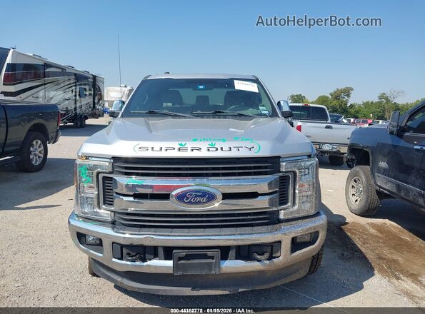 1FT7W2B63HEF35803 2017 FORD F-250 Серебряный 