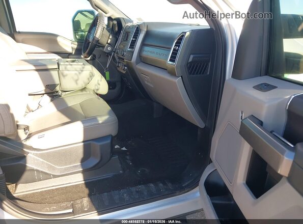 1FT7W2B63HEF35803 2017 FORD F-250 Серебряный 