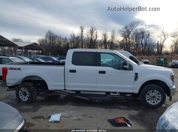 1FT7W2B66JEB90353 2018 FORD F-250 White 