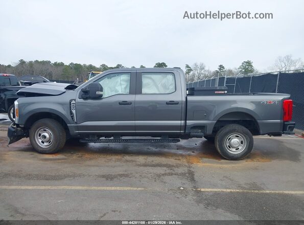 1FT7W2BA0TEC05355 2026 FORD F-250 Серый Панорамный вид салона 360°