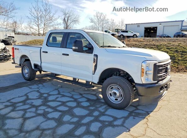 1FT7W2BA5TEC72324 2026 FORD F250 White Widok z przodu