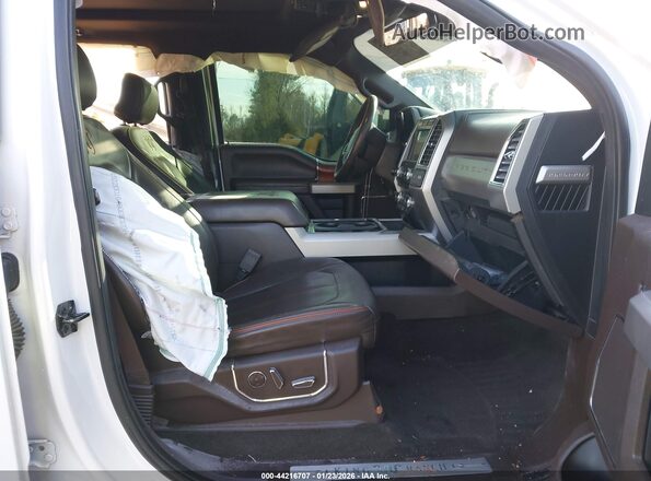 1FT7W2BT1HEF42464 2017 FORD F-250 White Вид салону спереду