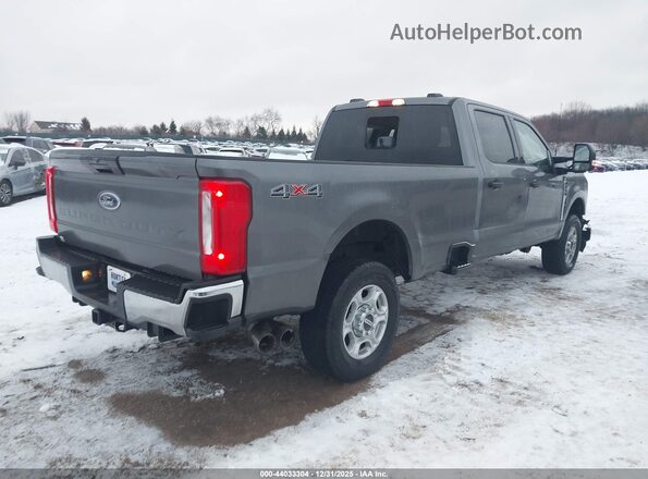 1FT7W2BT1SEC43211 2025 FORD F-250 Gray Trasero derecho