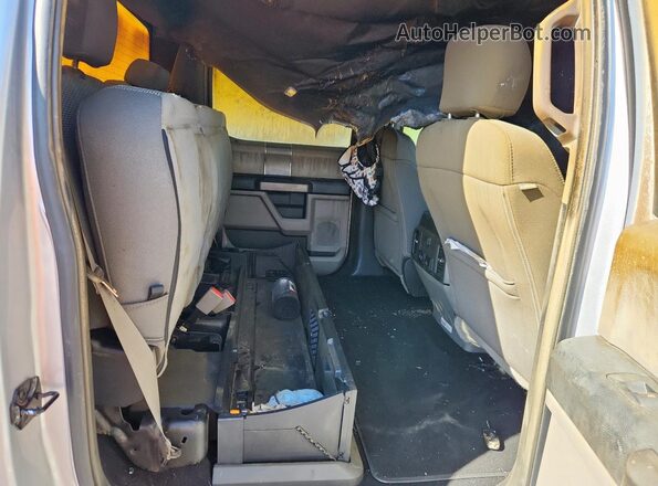 1FT7W2BT6KED36404 2019 FORD F250 Silver Widok tylnych siedzeń