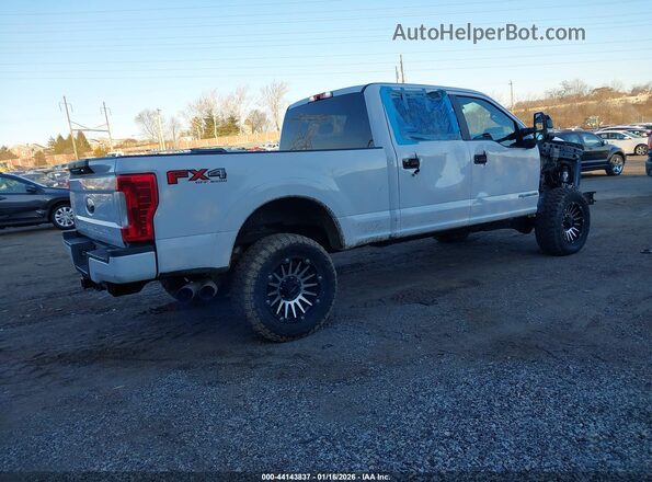 1FT7W2BT6KED90642 2019 FORD F-250 White 