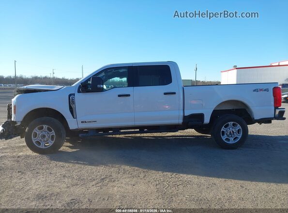 1FT7W2BT7TEC05600 2026 FORD F-250 White Панорамний вид салону 360°